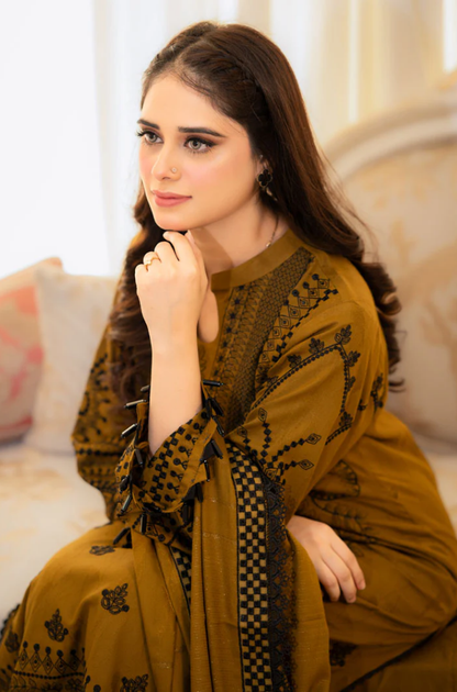 Libbas– Heavy Embroidered Lawn 3-Piece Suit (UNStitched) AS-19