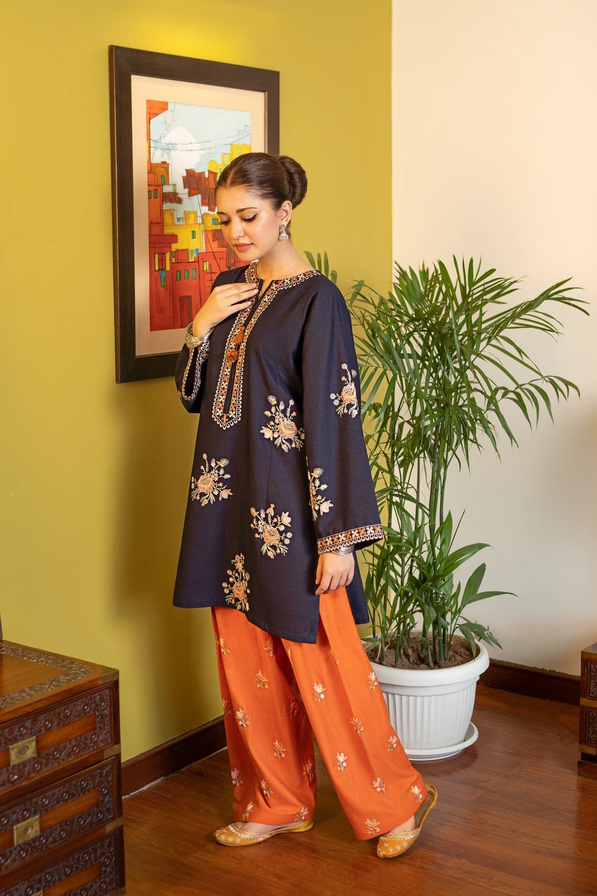 UNSTITCHED 2PC LAWN EMBROIDERED SUIT