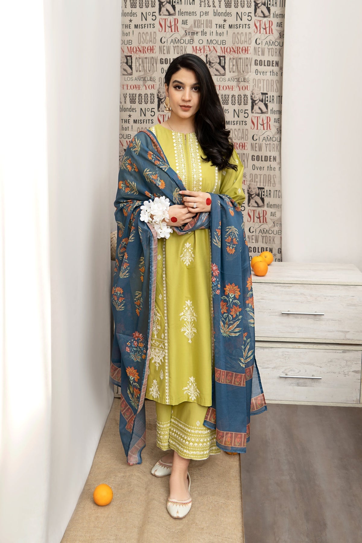 Embroidered 3-Piece in Lawn UNSTICED