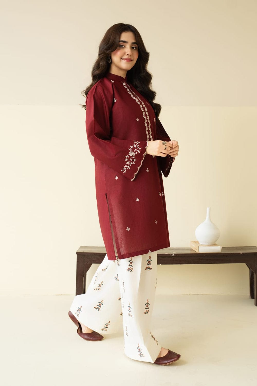 UNSTITCHED 2PC LAWN EMBROIDERED SUIT