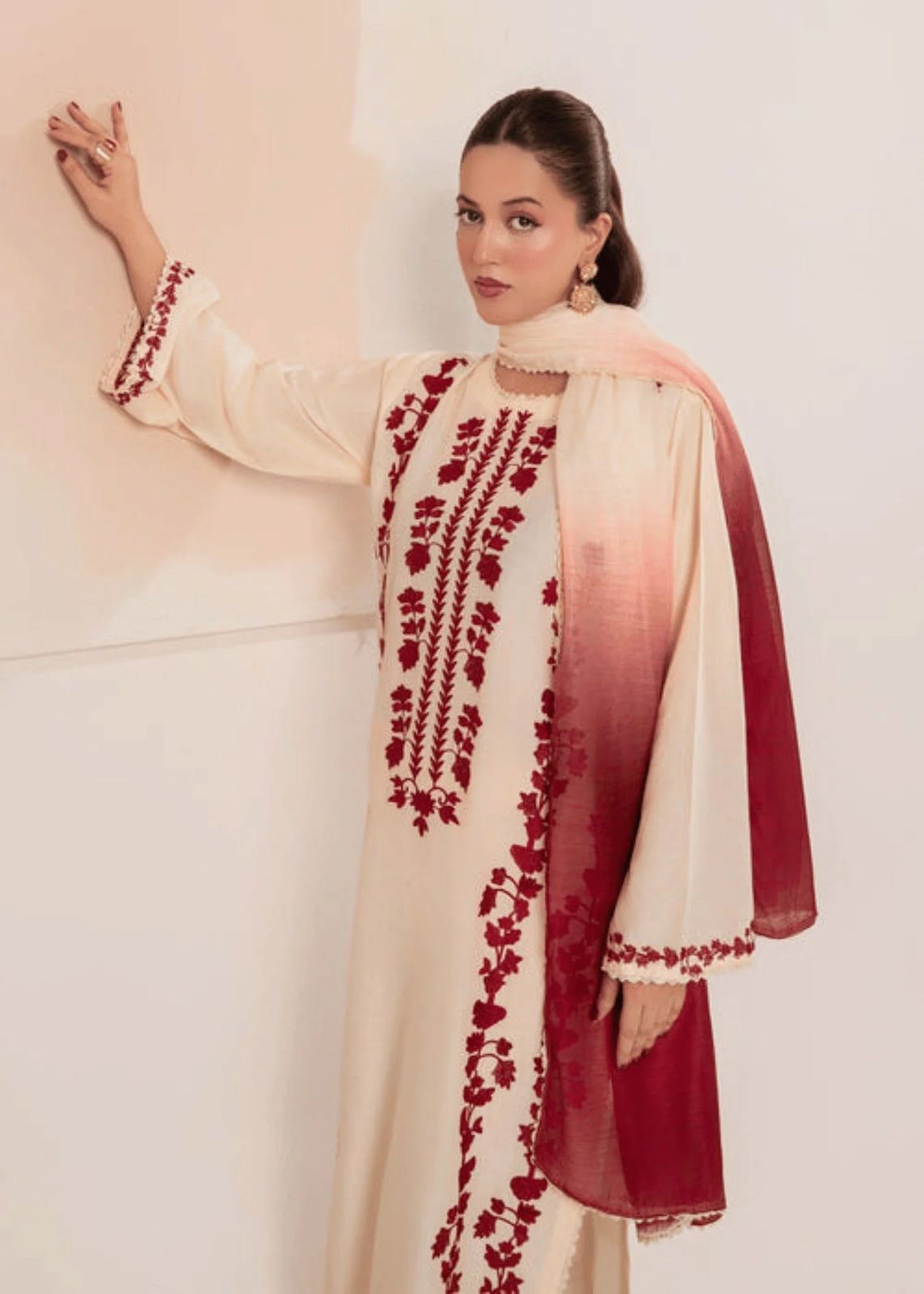 Embroidered 3-Piece in Lawn UNSTICED