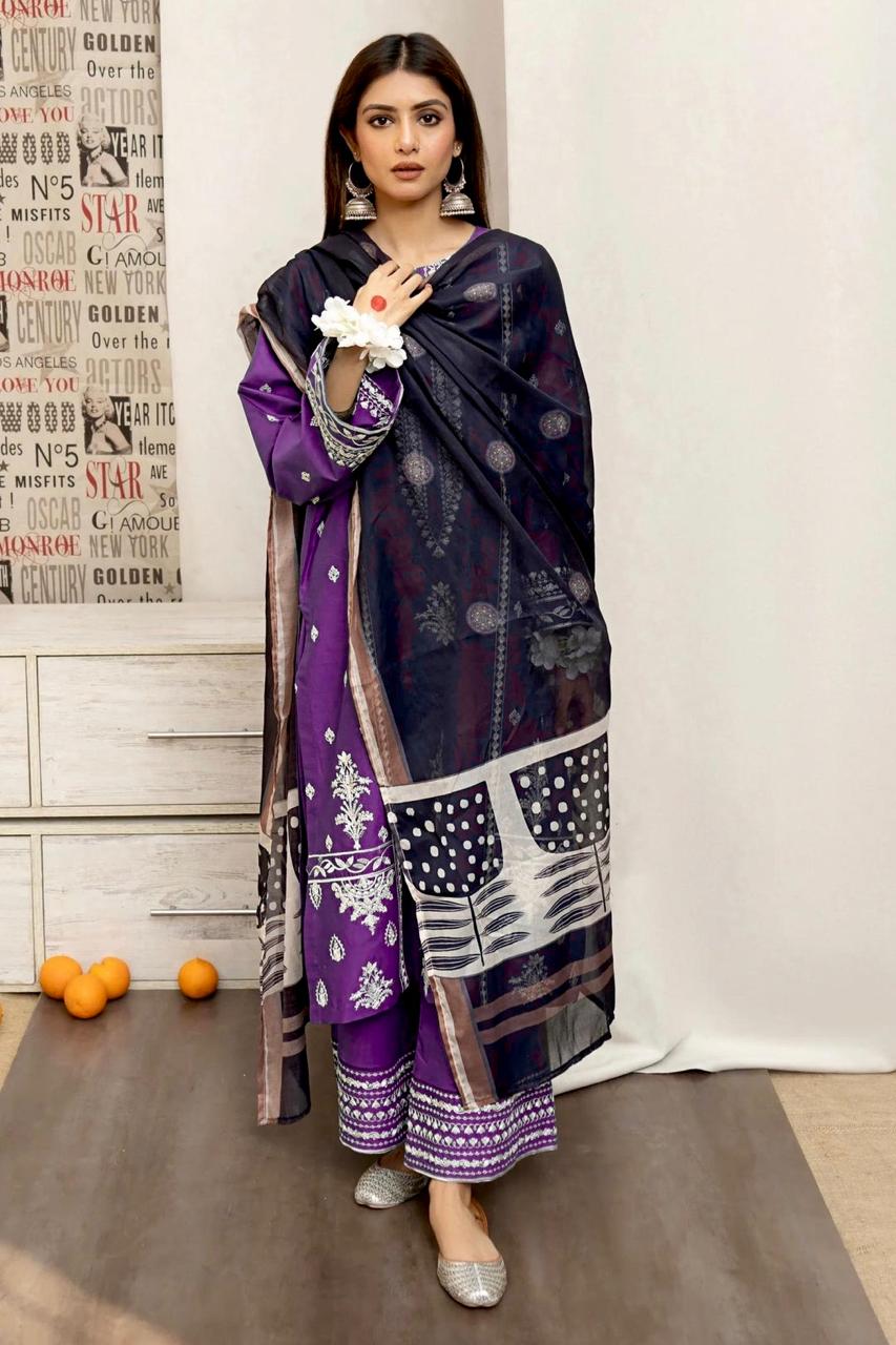 Embroidered 3-Piece in Lawn UNSTICED