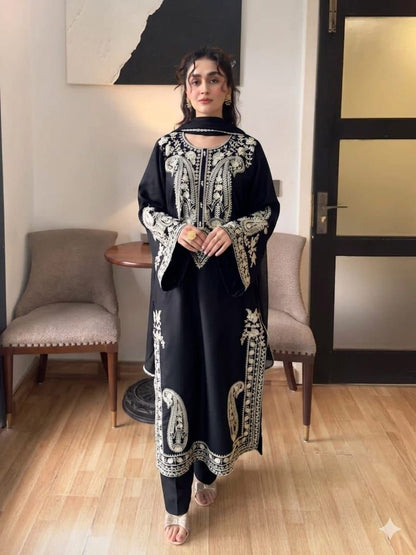 Embroidered 3-Piece in Lawn UNSTICED