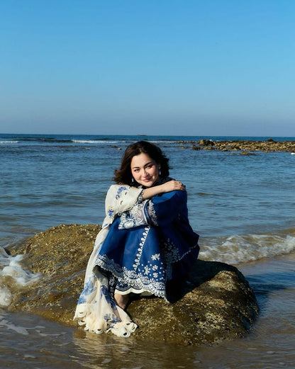 ZARA SHAHJAHAN  Lawn Embroidered 3 Piece | AS-23