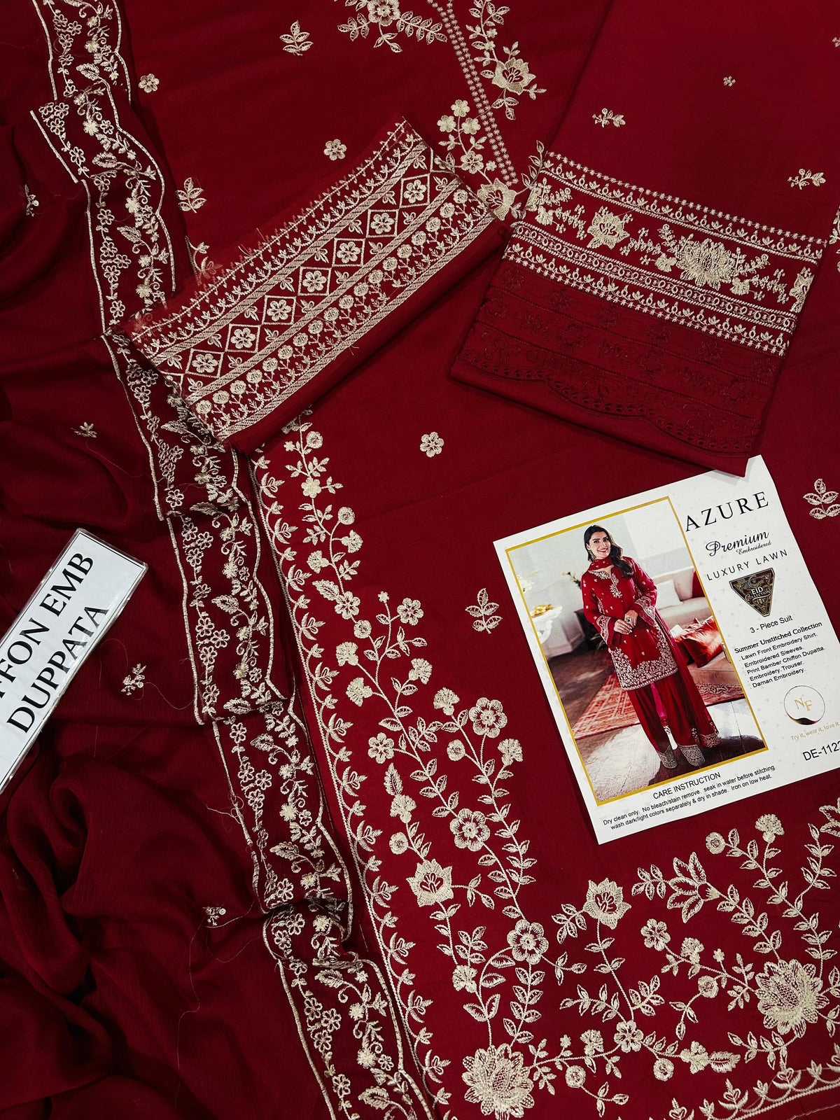 Embroidered 3-Piece in Lawn UNSTICED