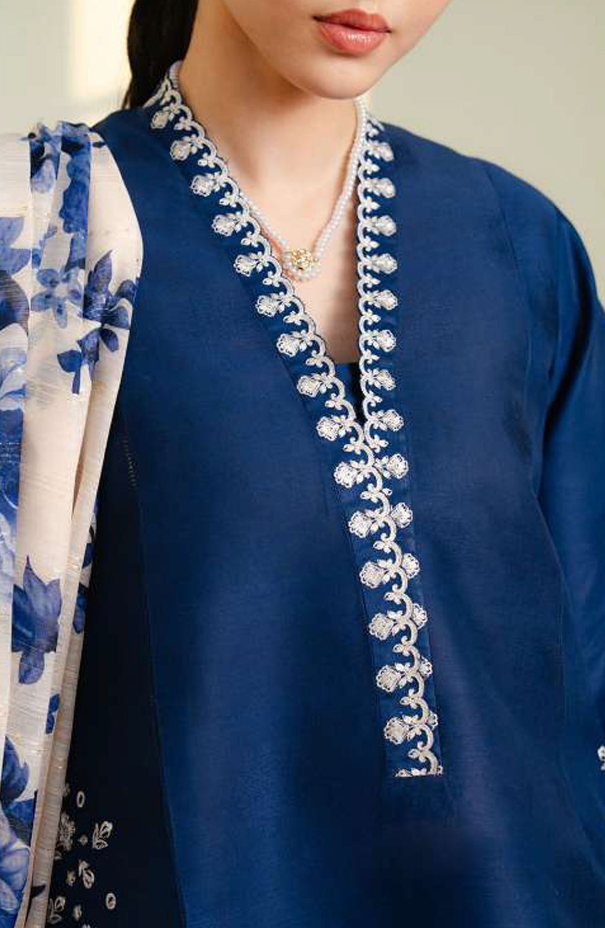 ZARA SHAHJAHAN  Lawn Embroidered 3 Piece | AS-23