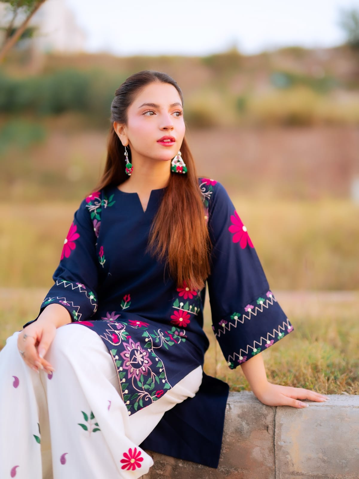 UNSTITCHED 2PC LAWN EMBROIDERED SUIT