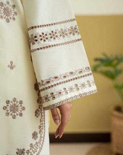 UNSTITCHED 2PC LAWN EMBROIDERED SUIT